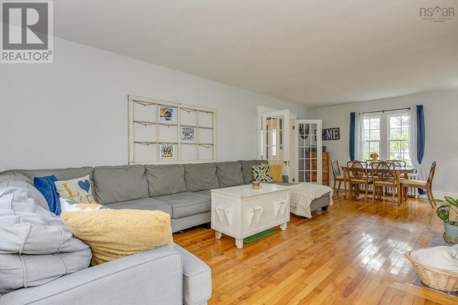 115 South Street Property Photo 11