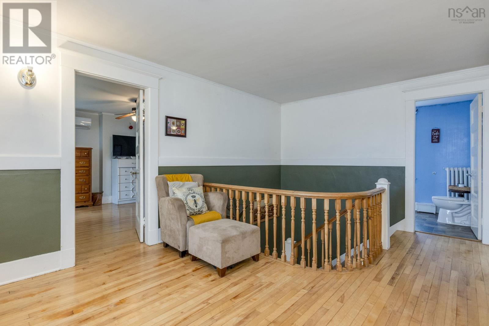115 South Street Property Photo 19
