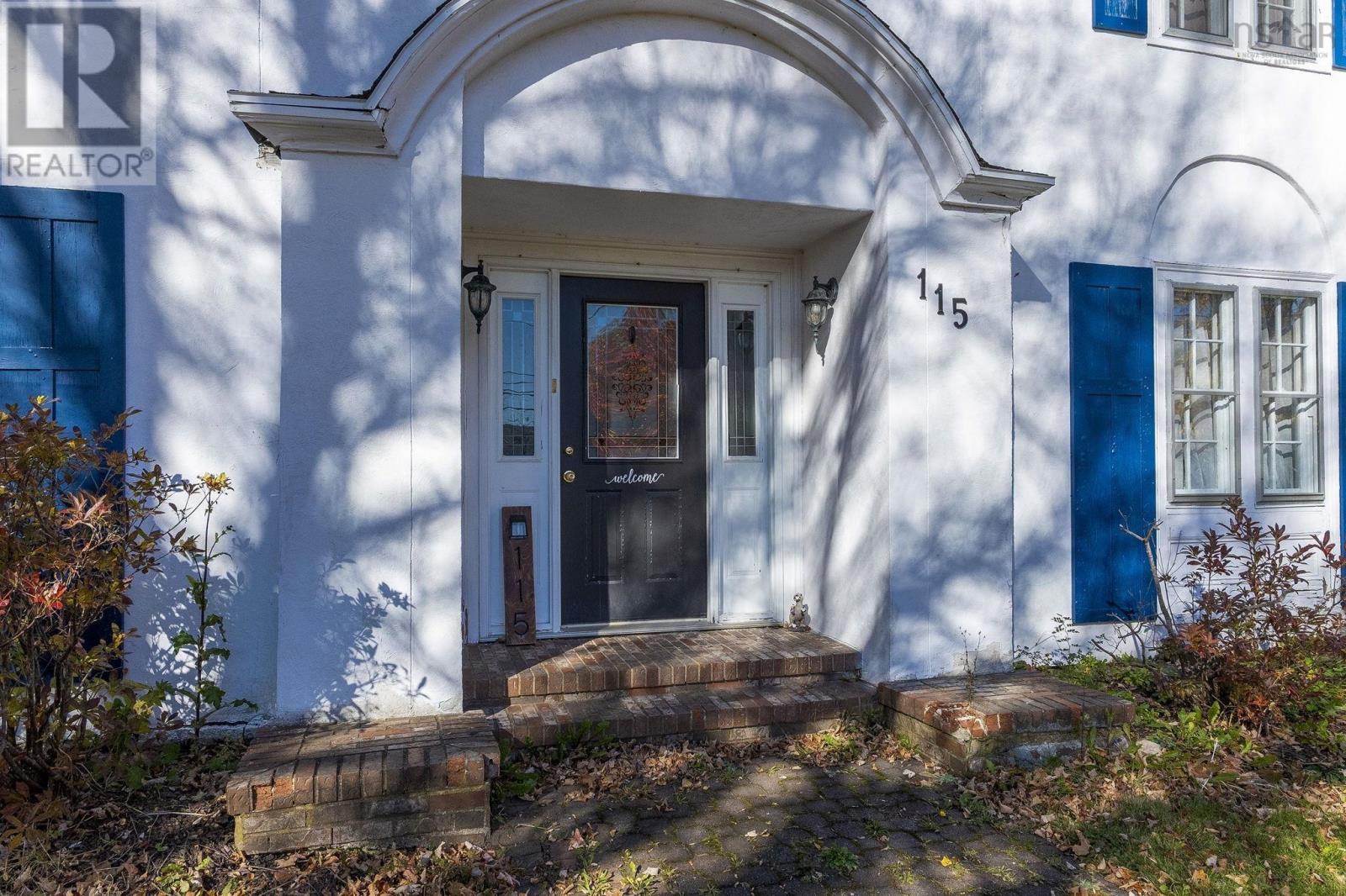 115 South Street Property Photo 42