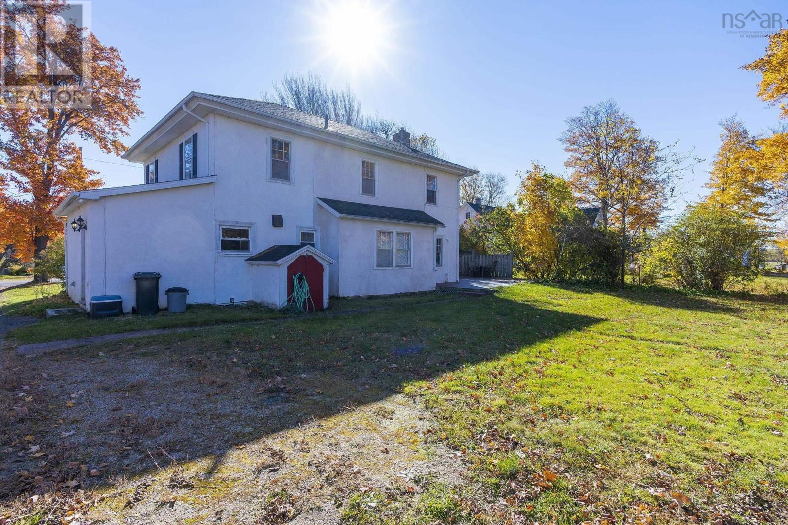 115 South Street Property Photo 43