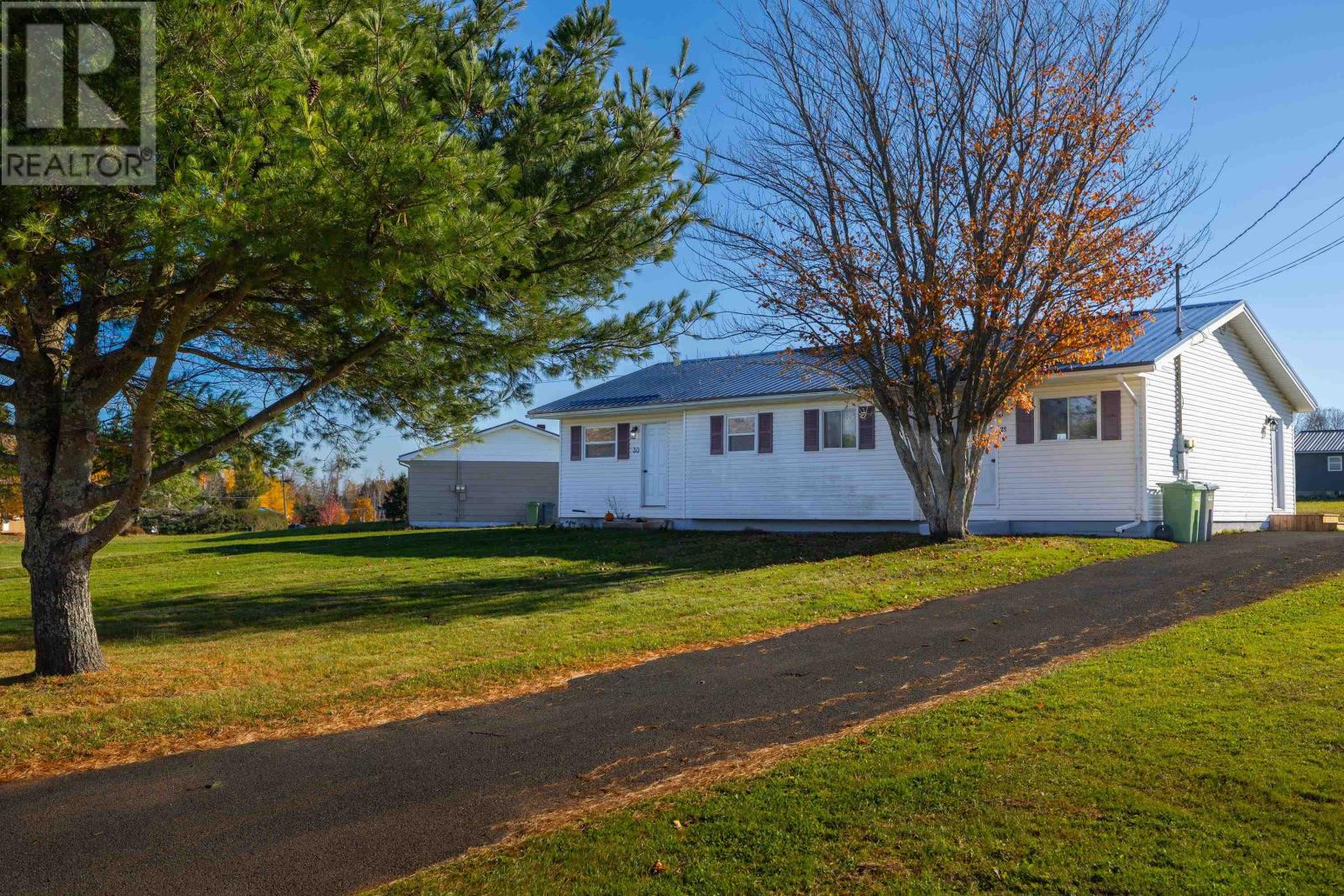 28 Dewar Drive Property Photo 1