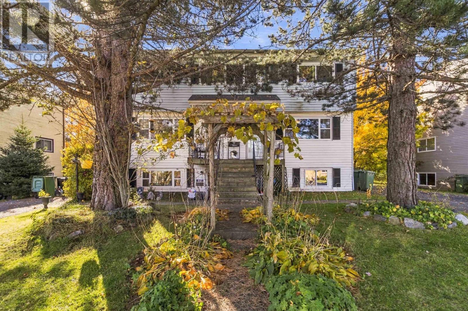 60 Gordon Avenue Property Photo 1
