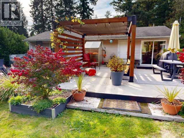 4706 Bowness Ave Property Photo 12