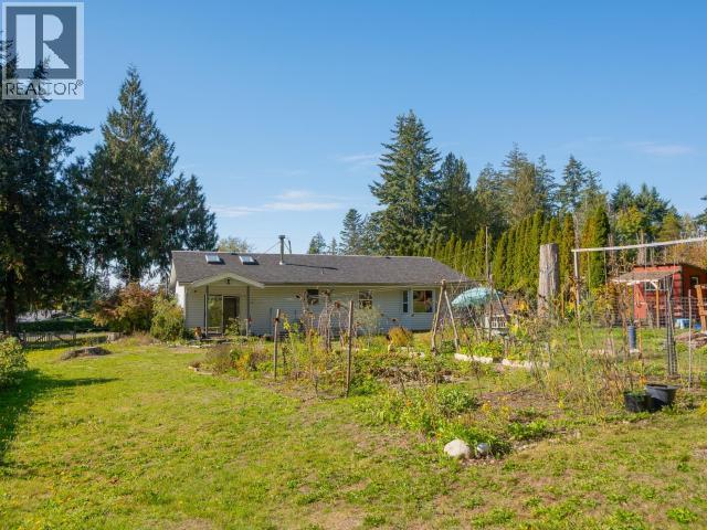 8612 Myrtle Point Drive Property Photo 12