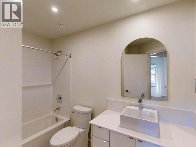 7172 Edgehill Crescent Property Photo 13