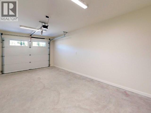 7176 Edgehill Crescent Property Photo 15