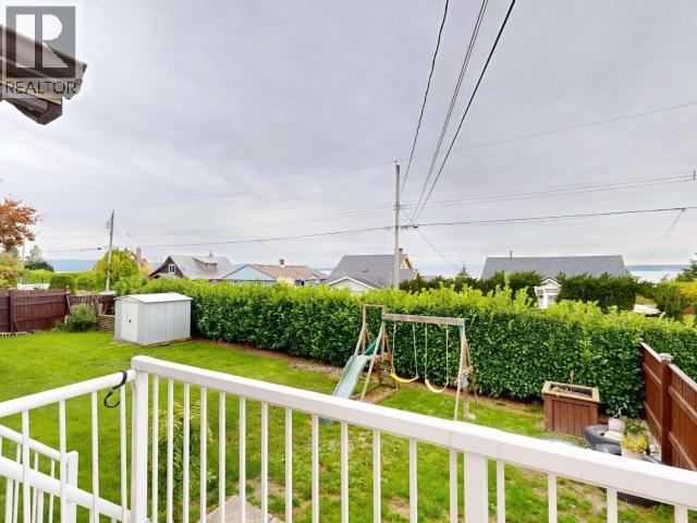 4584 Harvie Ave Property Photo 2