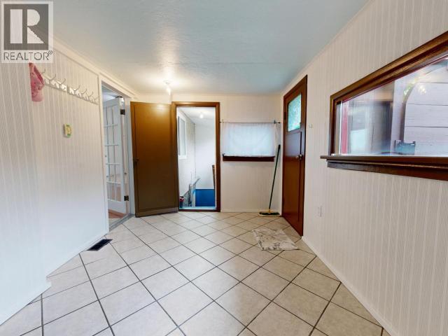 4584 Harvie Ave Property Photo 7