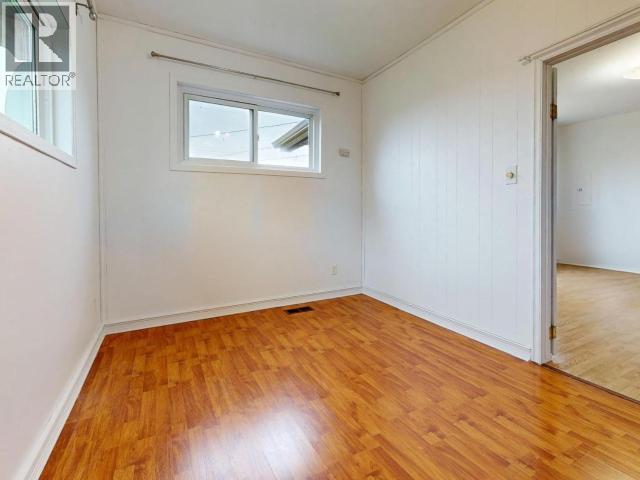 4584 Harvie Ave Property Photo 8