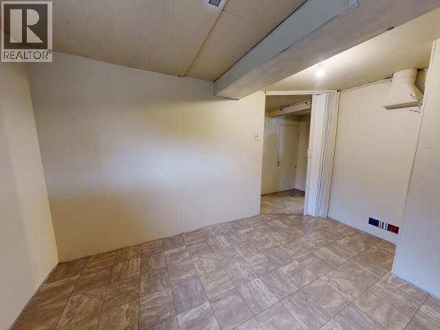 4584 Harvie Ave Property Photo 18