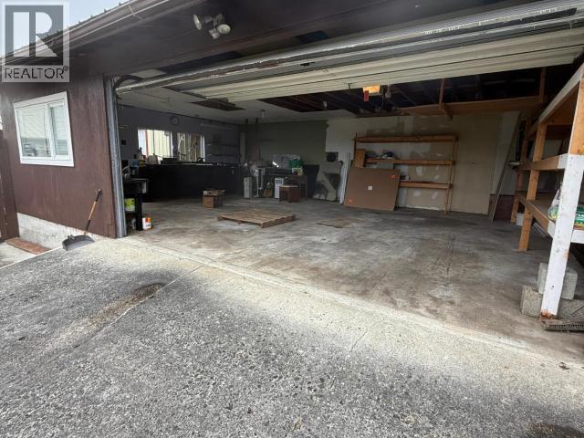 4584 Harvie Ave Property Photo 27