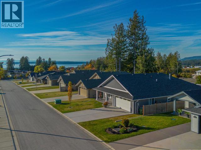 7452 Gabriola Crescent Property Photo 2