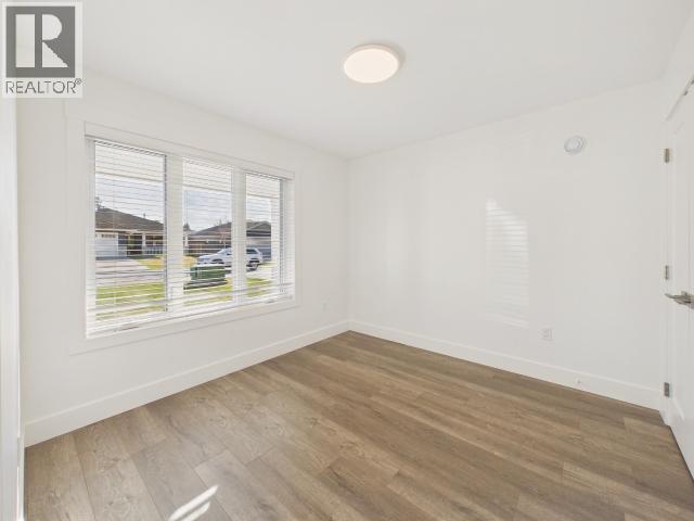 7452 Gabriola Crescent Property Photo 28