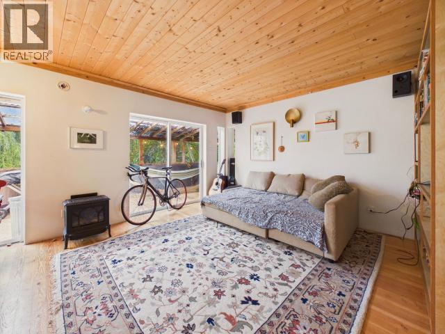 7160 Cranberry Street Property Photo 4