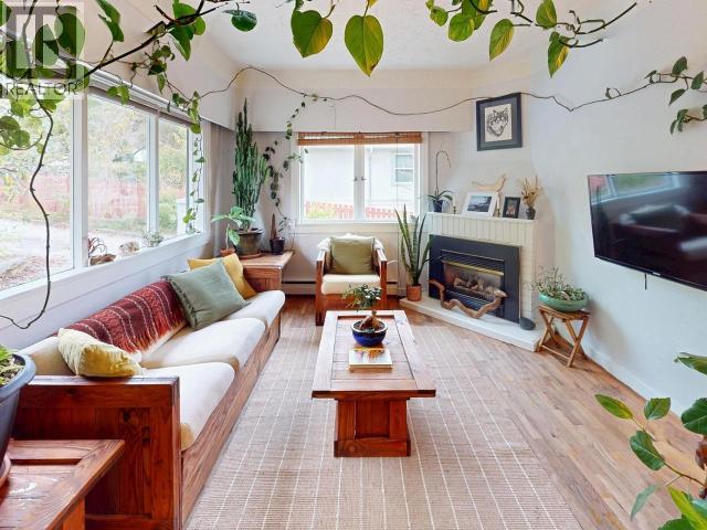 5528 Park Ave Property Photo 3