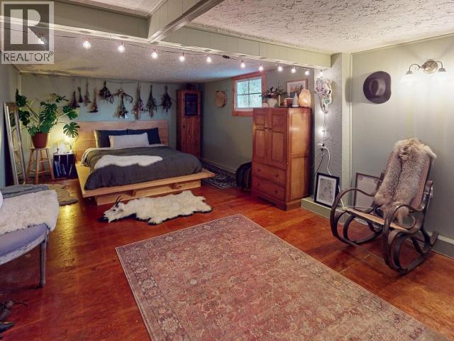 5528 Park Ave Property Photo 4