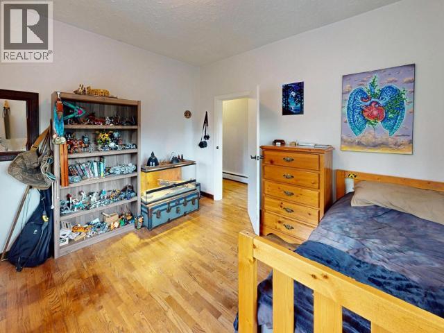 5528 Park Ave Property Photo 5