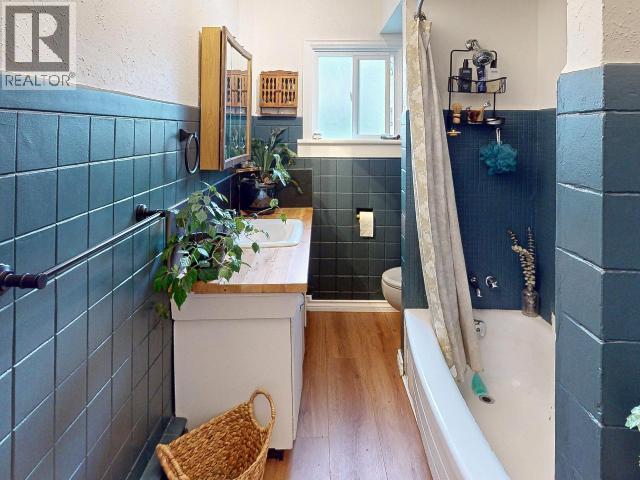 5528 Park Ave Property Photo 7