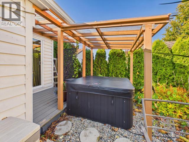 6941 Kamloops Street Property Photo 26