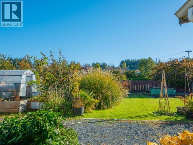 6941 Kamloops Street Property Photo 32