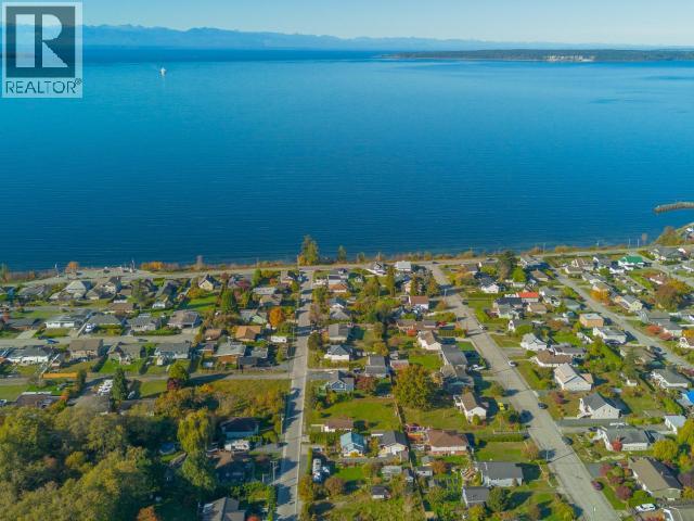 6941 Kamloops Street Property Photo 51