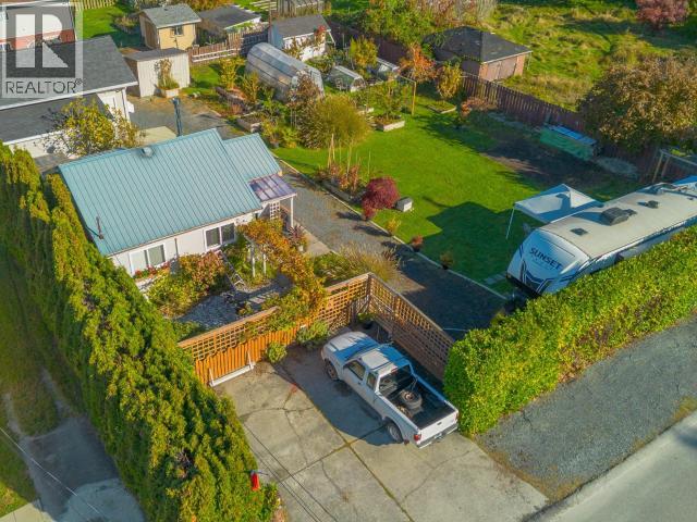 6941 Kamloops Street Property Photo 53