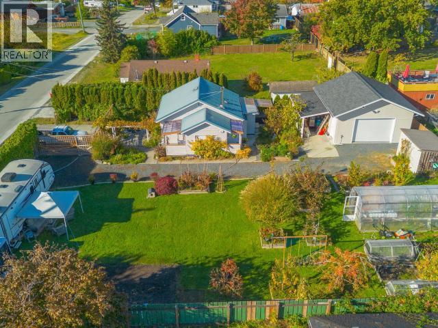 6941 Kamloops Street Property Photo 56