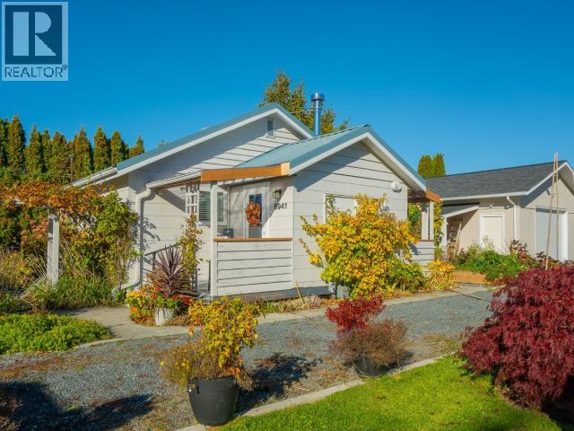 6941 Kamloops Street Property Photo 60