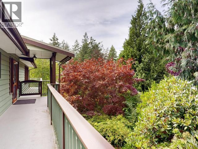 9573 Larson Road Property Photo 4