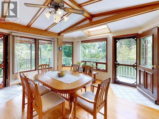 9573 Larson Road Property Photo 10