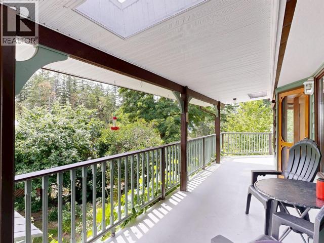 9573 Larson Road Property Photo 13
