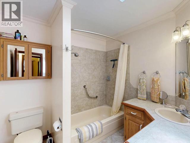 9573 Larson Road Property Photo 24