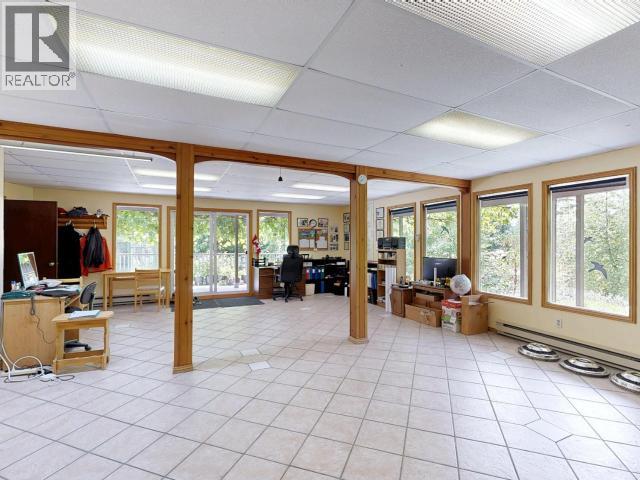 9573 Larson Road Property Photo 27