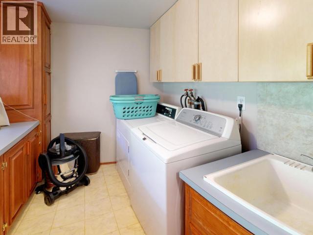 9573 Larson Road Property Photo 32