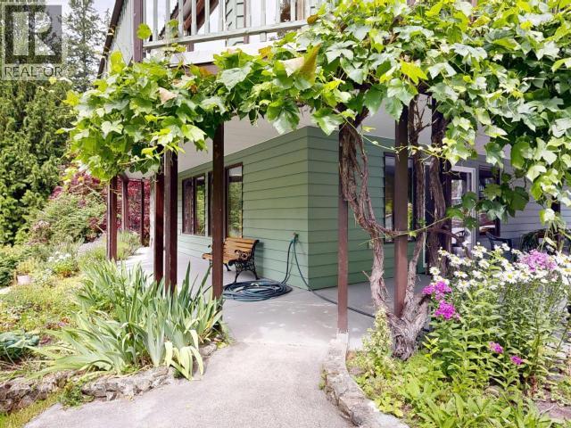 9573 Larson Road Property Photo 35