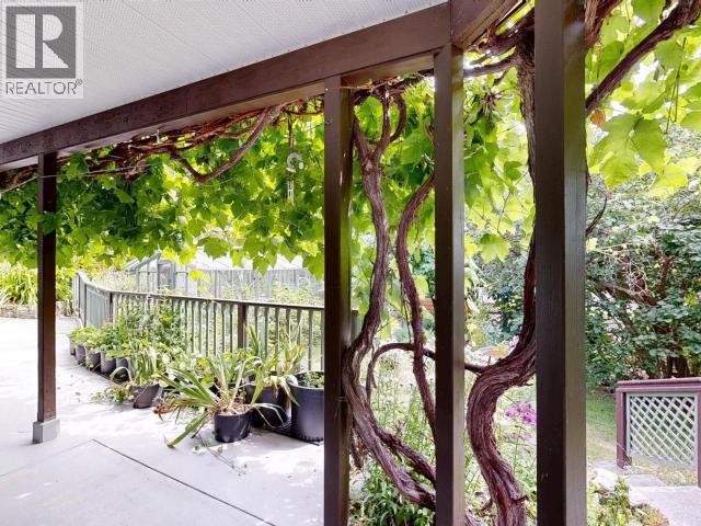 9573 Larson Road Property Photo 36