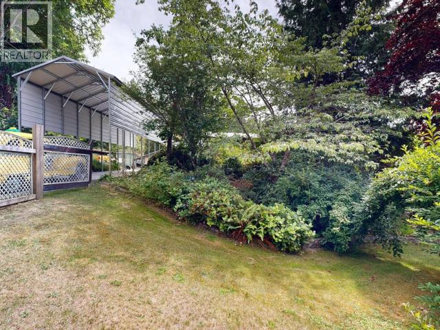 9573 Larson Road Property Photo 56