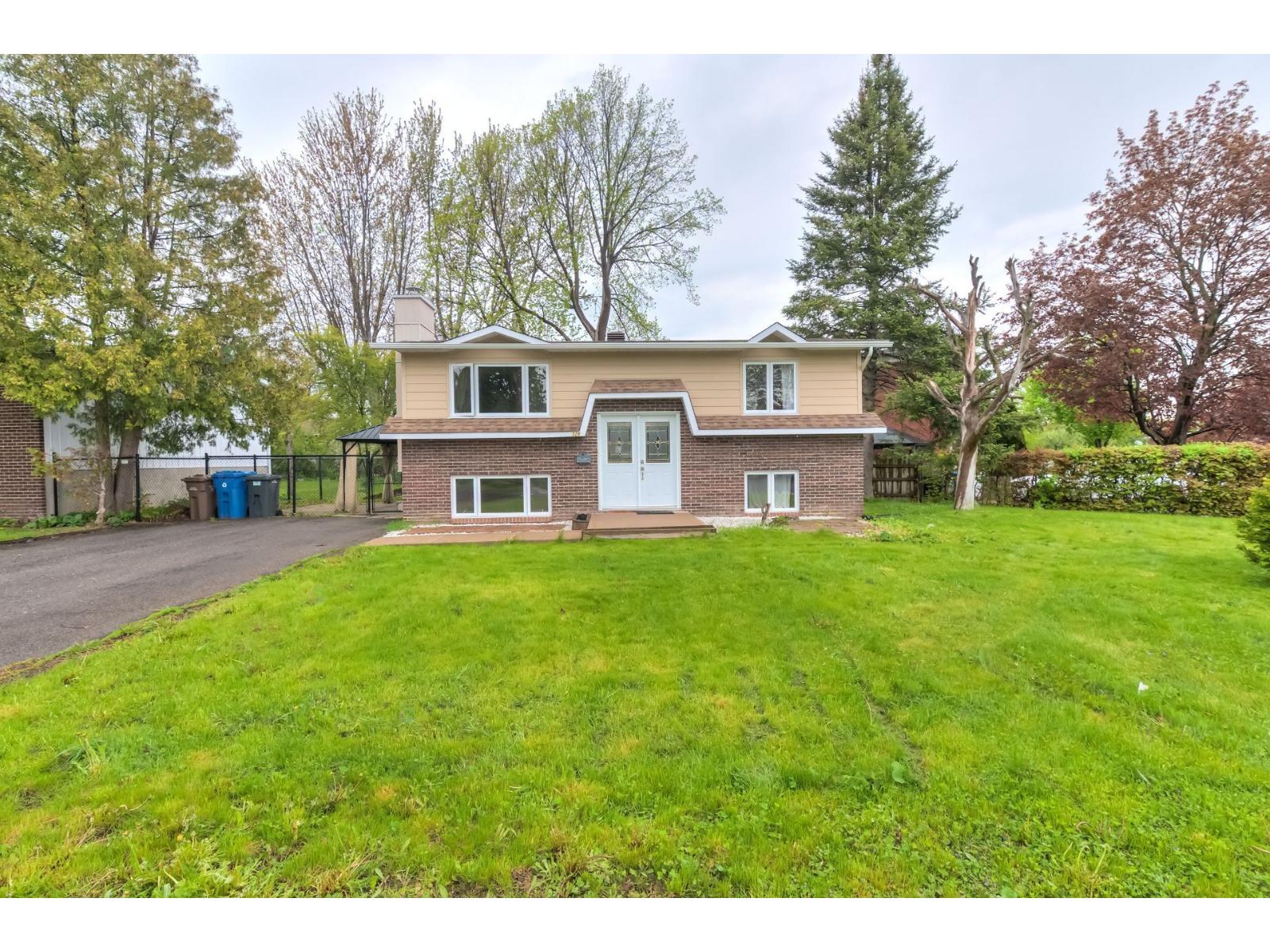 329 Rue Duquette Property Photo 1