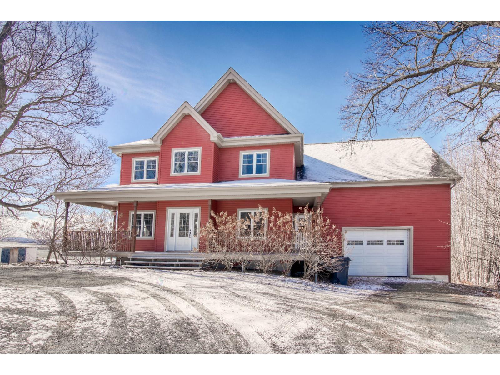 6006 Rue Principale