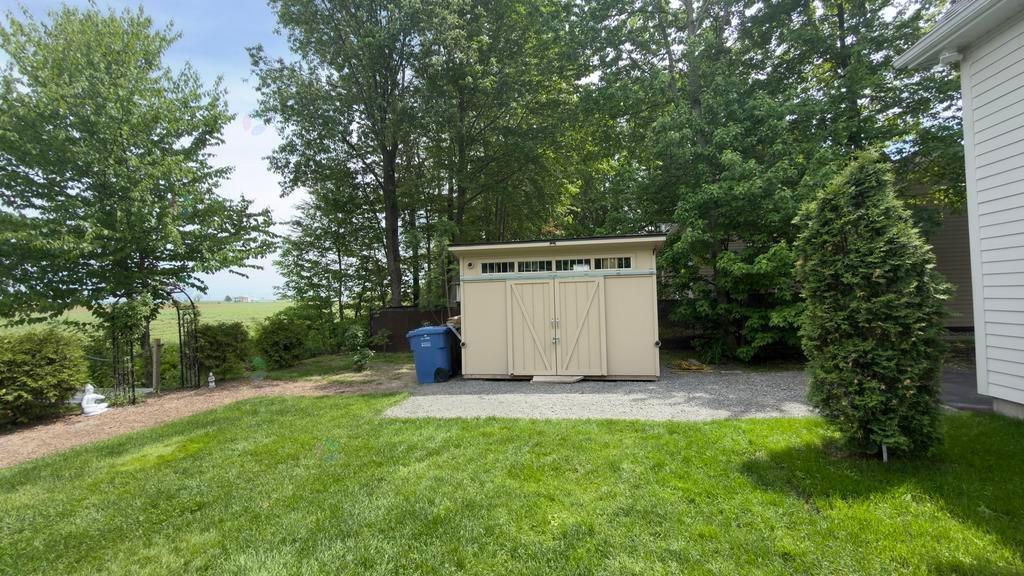 11 Rue Massie Property Photo 37