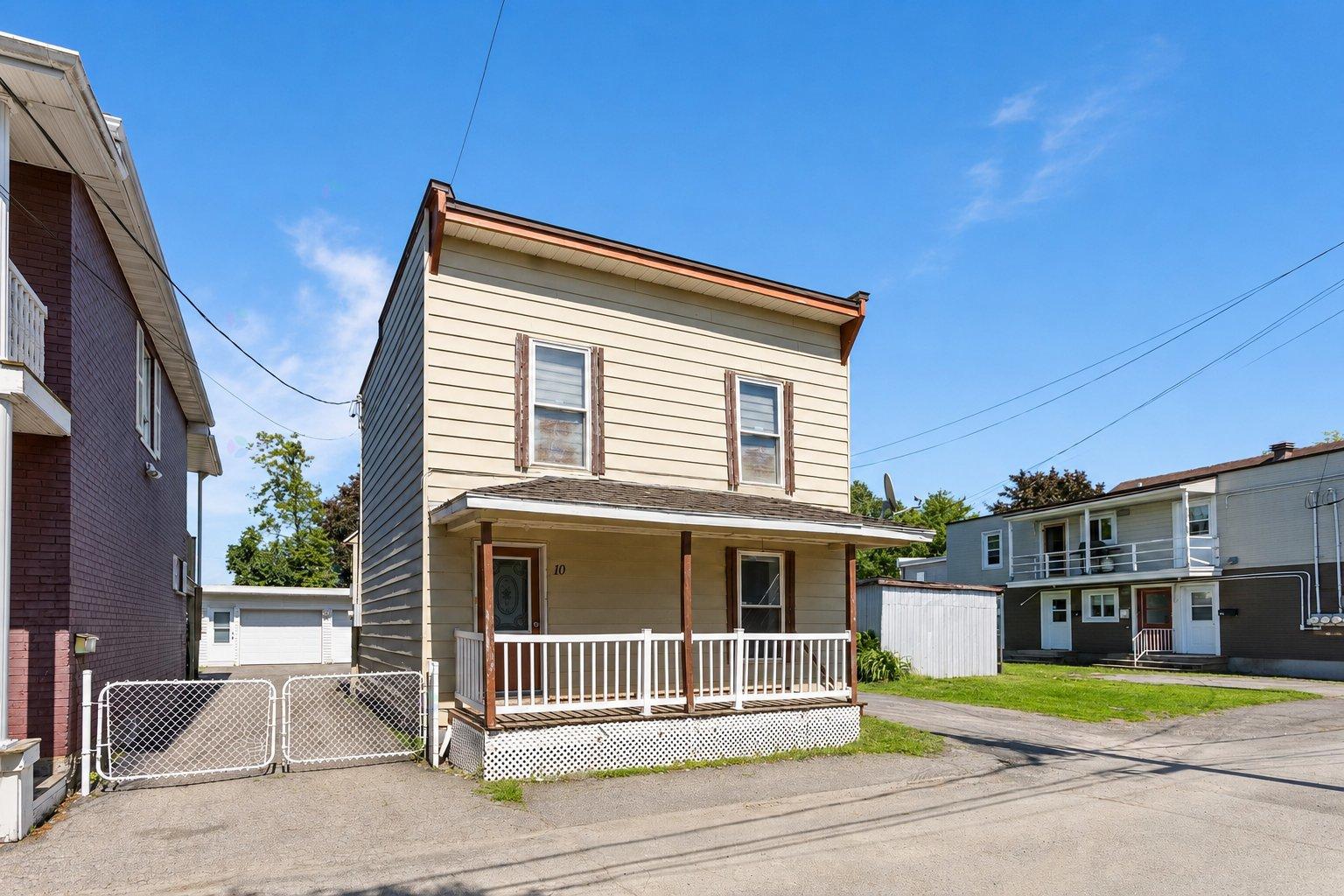 10 Rue Hermine Property Photo 1