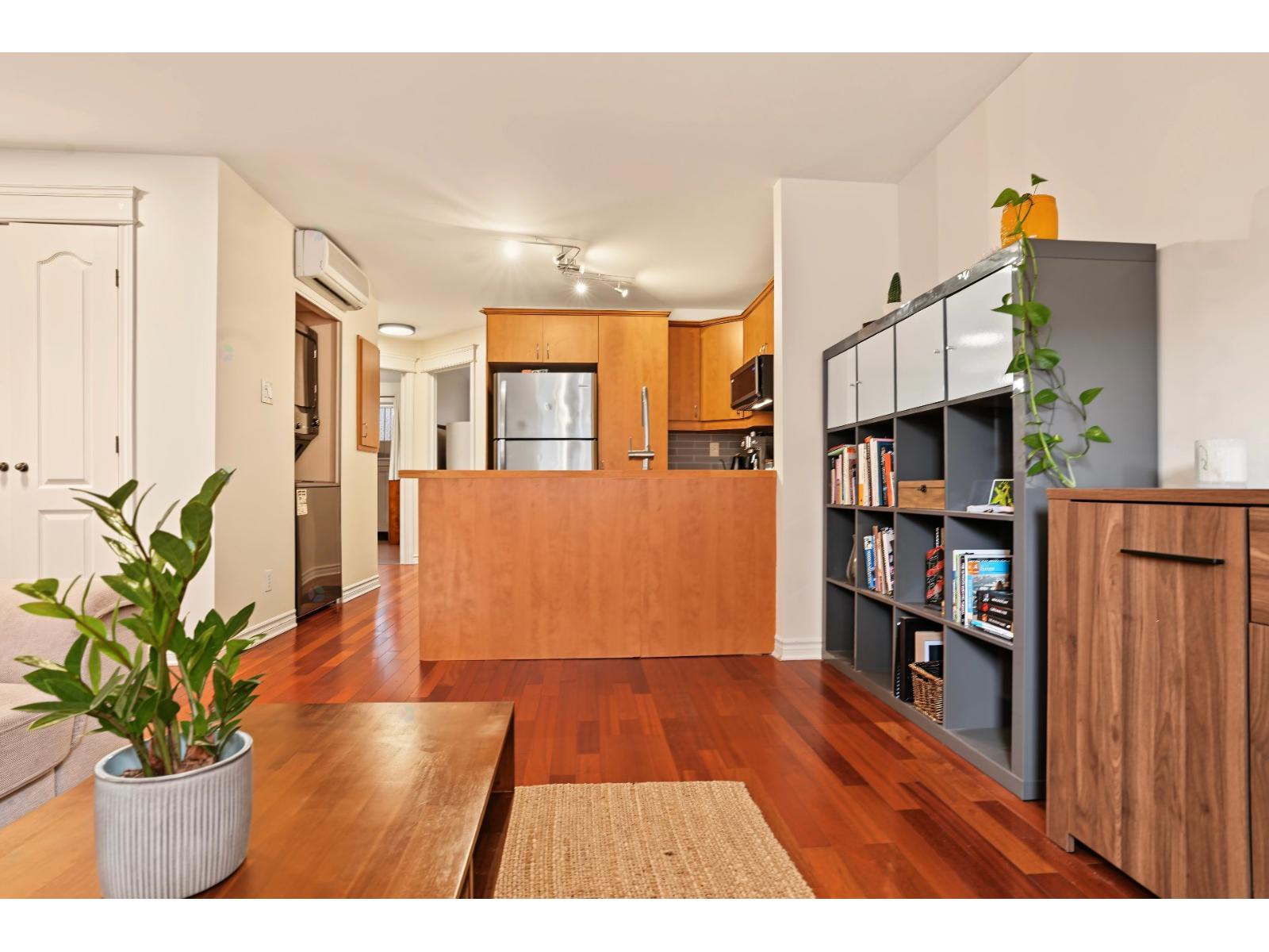 5121 Rue Drolet, #102 Property Photo 6