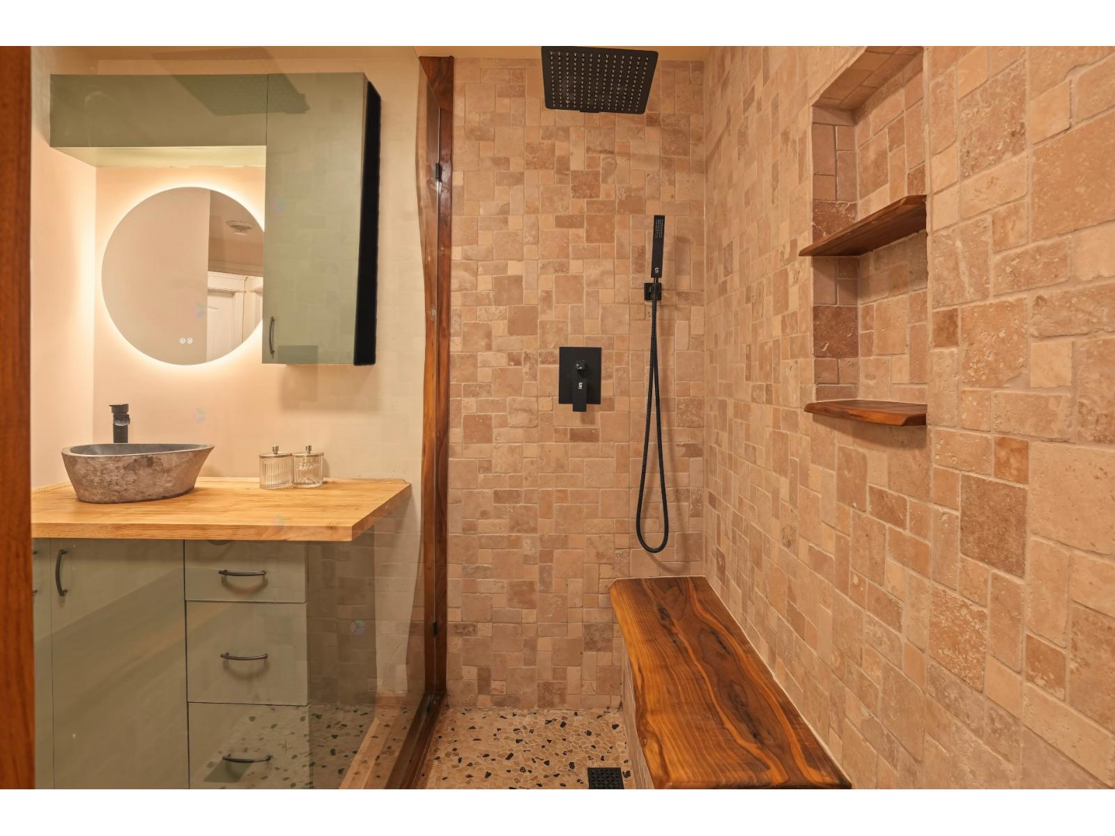 5121 Rue Drolet, #102 Property Photo 8