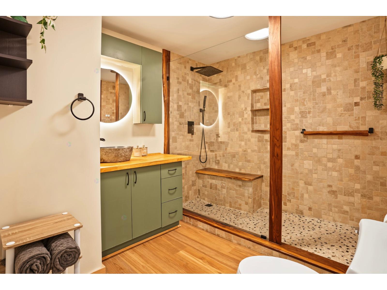5121 Rue Drolet, #102 Property Photo 10