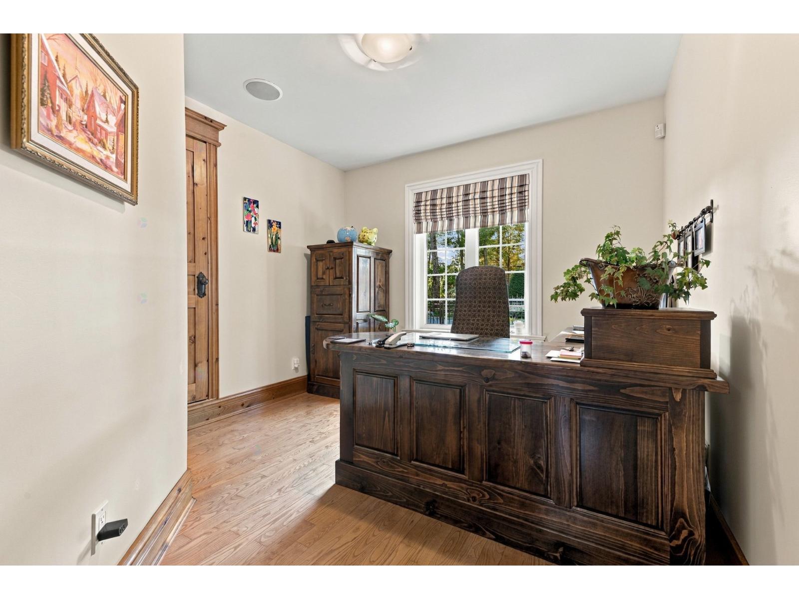 33 Rue Marcelle-ferron Property Photo 6