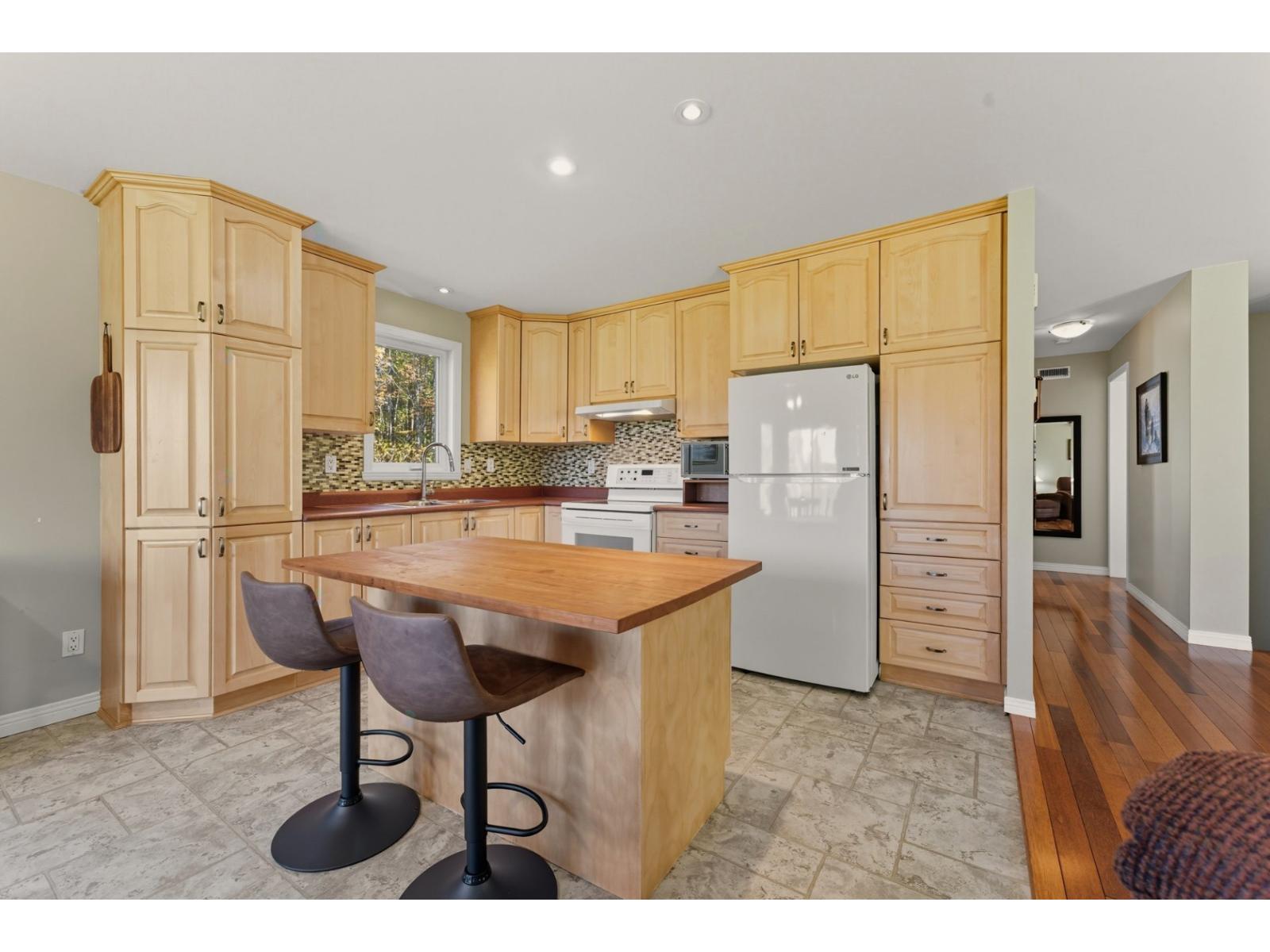 8 Rue Western Property Photo 23