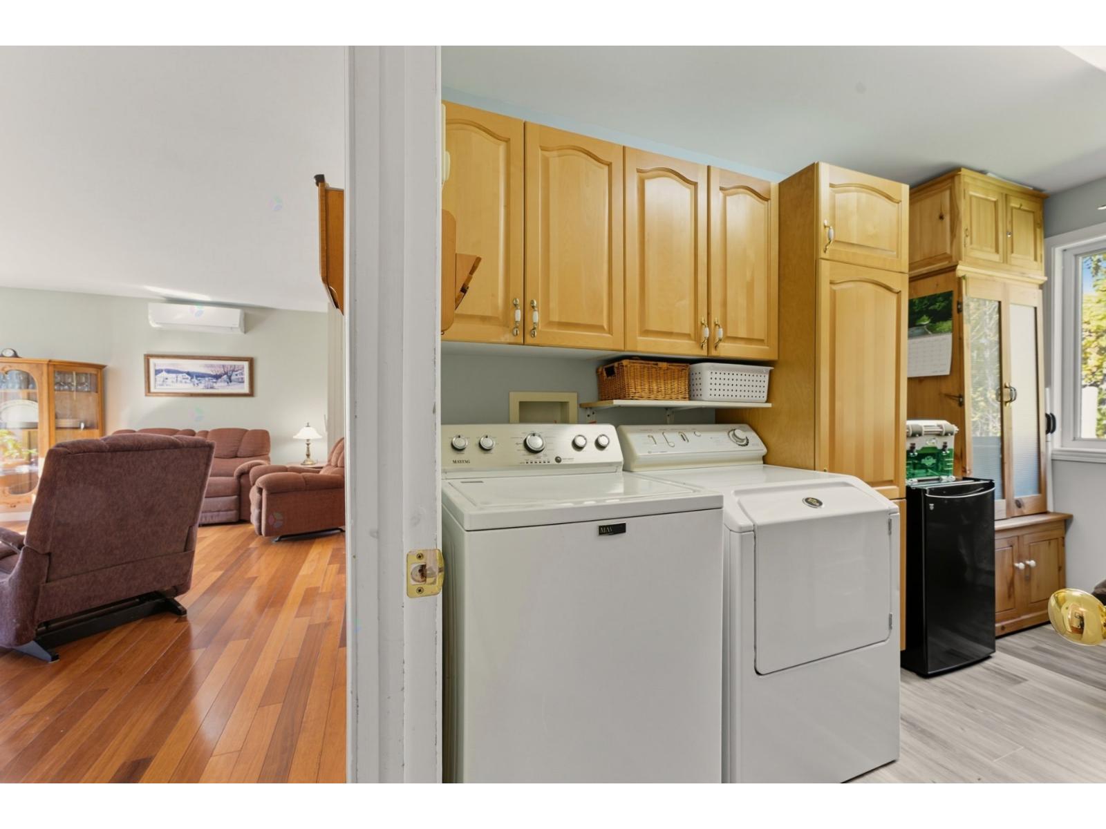 8 Rue Western Property Photo 35