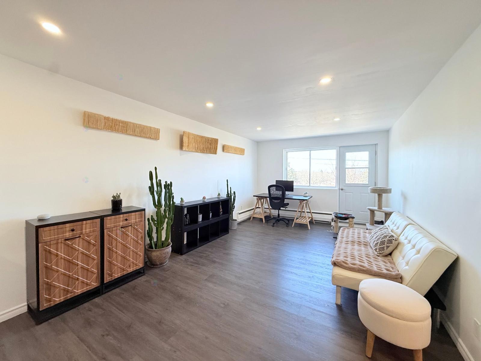 5100 Rue Dudemaine, #509 Property Photo 3