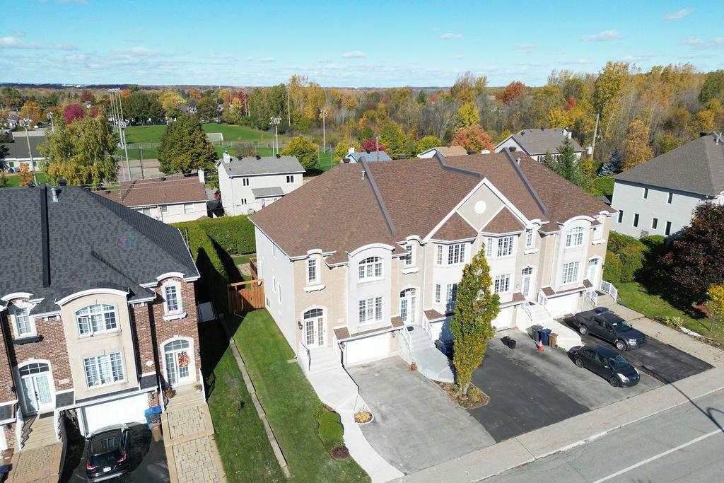 541 Rue St-saens E. Property Photo 32
