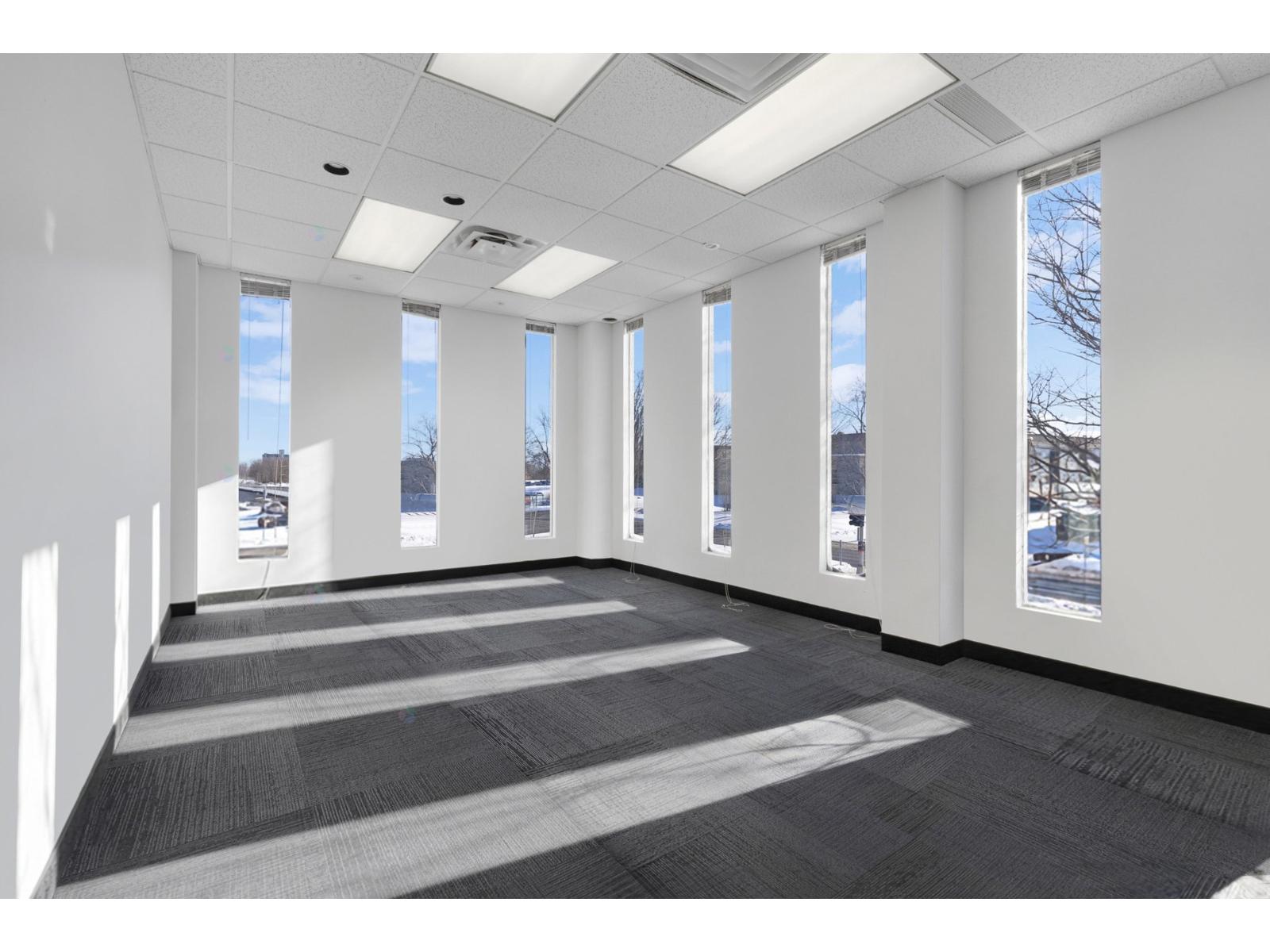3333 Boul. Du Souvenir, #302 Property Photo 12